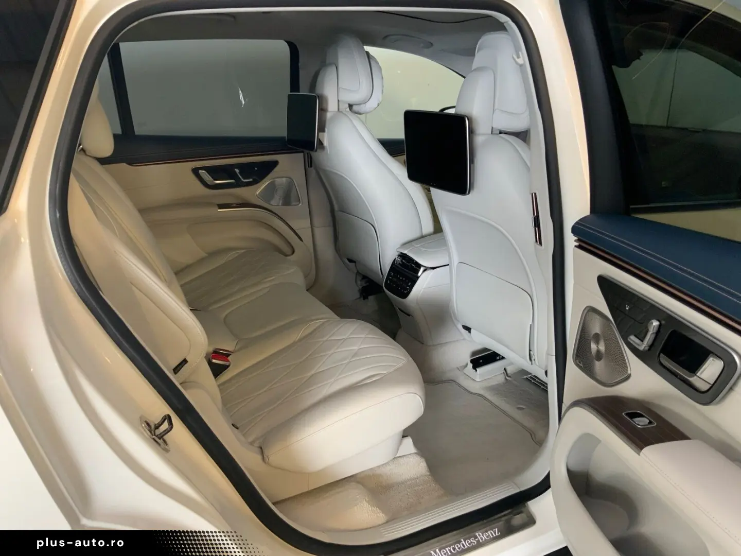 MERCEDES-BENZ EQS 450  SUV Hyperscreen HUD AHK Akust&hellip;