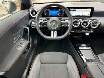 MERCEDES-BENZ CLA 180 COUPÉ! AMG! NIGHT! PANO! DISTR.!