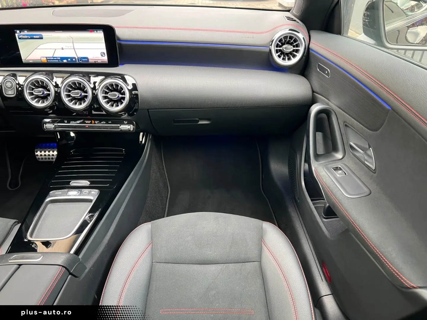 MERCEDES-BENZ CLA 180 COUPÉ! AMG! NIGHT! PANO! DISTR.!