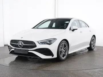 MERCEDES-BENZ CLA 180 Coupé AMG Premium LED Panorama…
