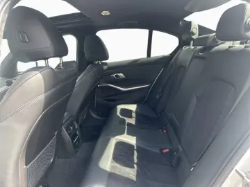 BMW 320i M SPORT AdLED DA St Go GSD SportSi MEM HiFi