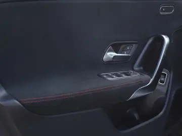 MERCEDES-BENZ CLA 200 AMG 2-Hand Finanzierung
