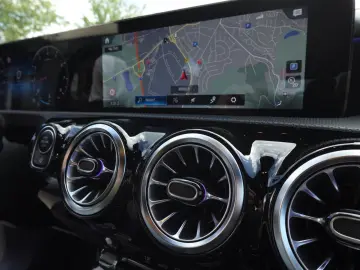 MERCEDES-BENZ CLA 200 AMG 2-Hand Finanzierung