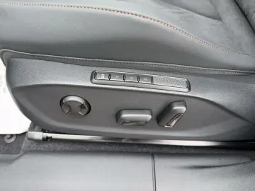 CUPRA Terramar VZ 2.0 TSI 4Drive AKEBONO MATRIX PANO