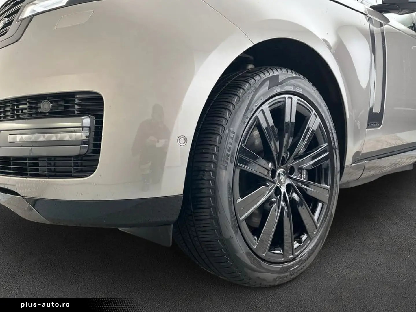 LAND ROVER Range Rover P510e Hybrid Autobiography