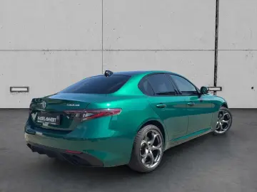 ALFA ROMEO Giulia Tributo Italiano Q4 SPEZIALLACK GARANTIE