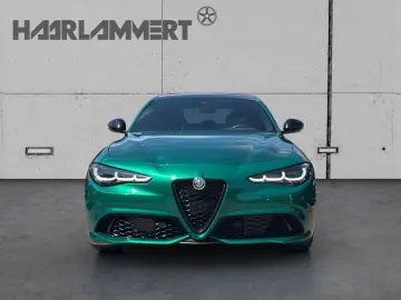 ALFA ROMEO Giulia Tributo Italiano Q4 SPEZIALLACK GARANTIE