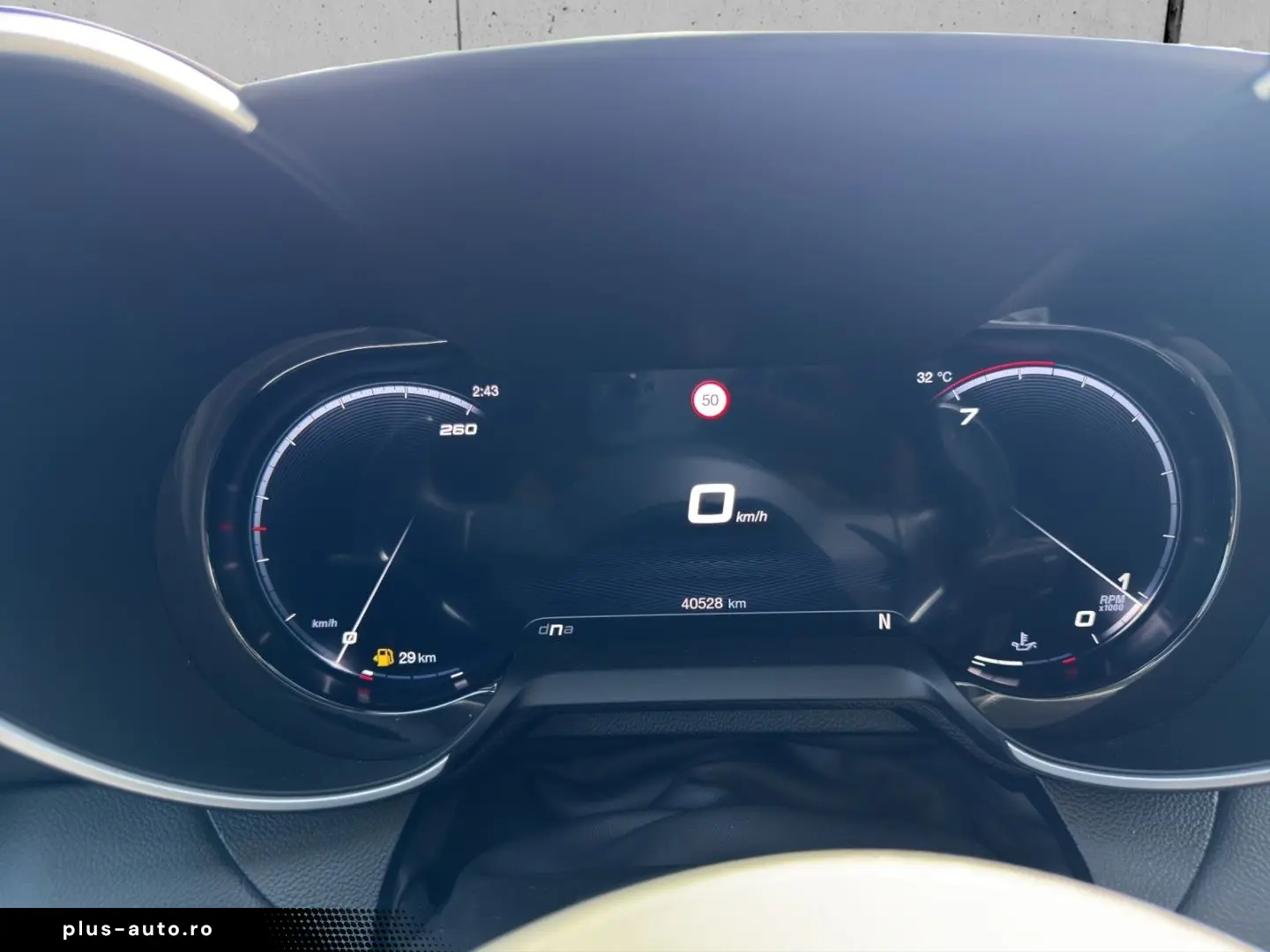 ALFA ROMEO Giulia Tributo Italiano Q4 SPEZIALLACK GARANTIE