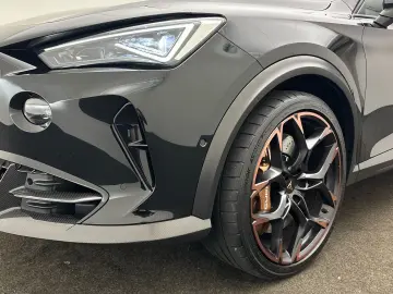 CUPRA Formentor VZ5 2.5 TSI DSG 4Drive CarPlay Matrix
