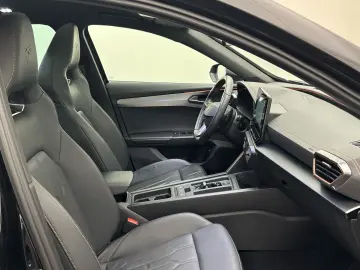 CUPRA Formentor VZ5 2.5 TSI DSG 4Drive CarPlay Matrix