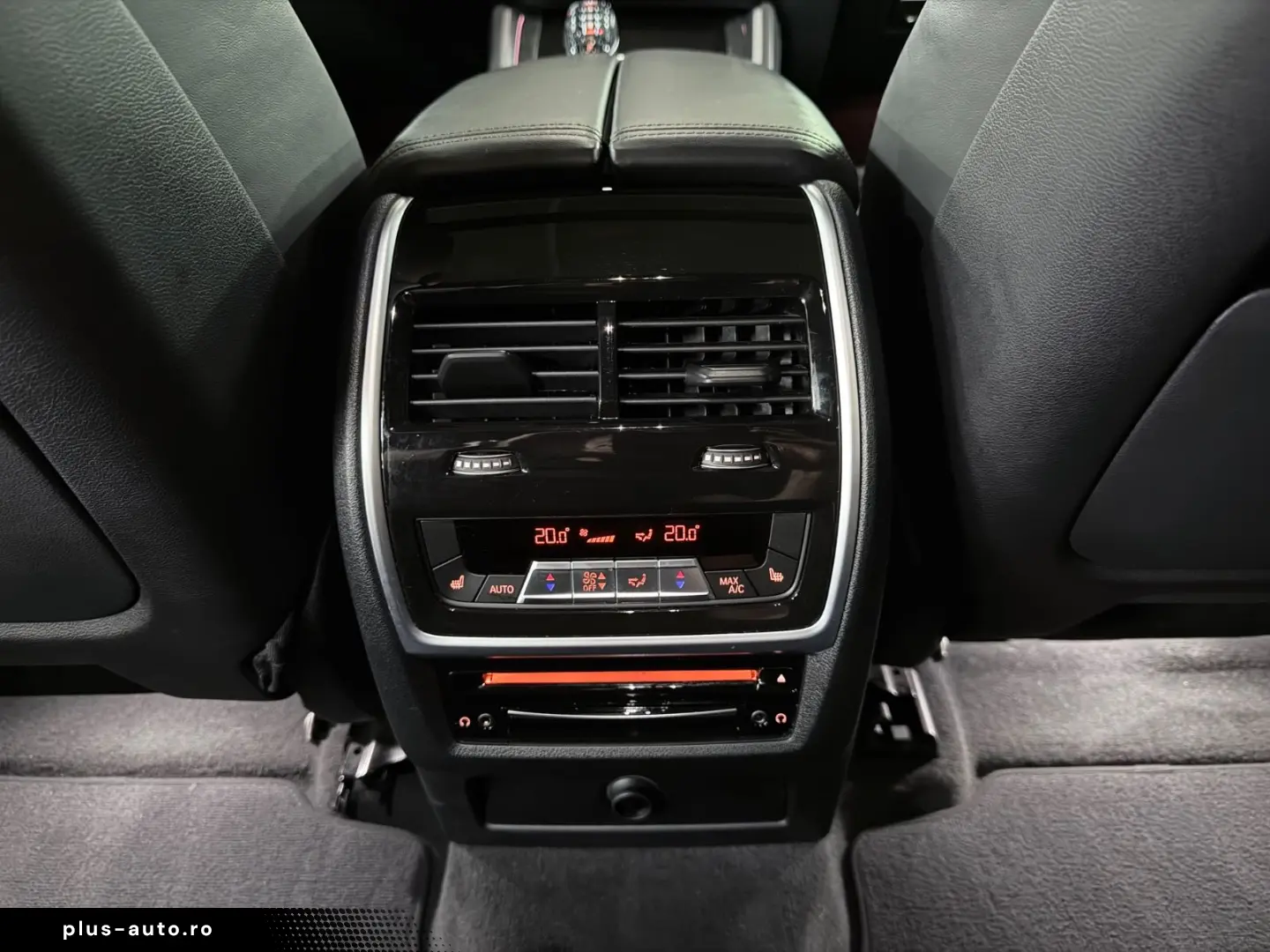 BMW X6 M40D M Sport Pano Laser Masaj