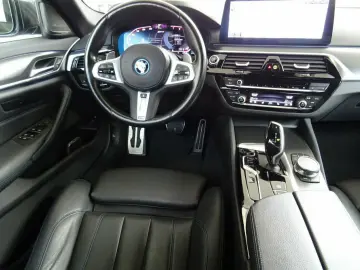 BMW 545e M-Sport 50 Jahre xDrive SAG Ledersports ACC