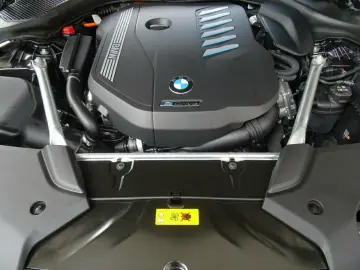BMW 545e M-Sport 50 Jahre xDrive SAG Ledersports ACC