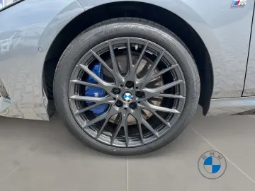 BMW M235 xDrive M Sport 19  Massage Lenkradhzg.