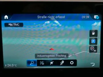 MERCEDES-BENZ CLA 250 AMG-Line LED Carplay DAB Alcantara