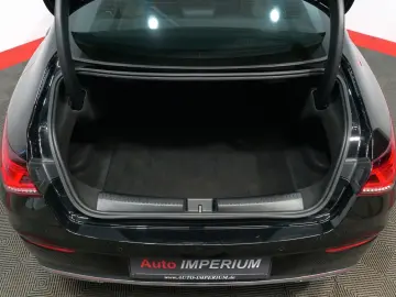 MERCEDES-BENZ CLA 250 AMG-Line LED Carplay DAB Alcantara