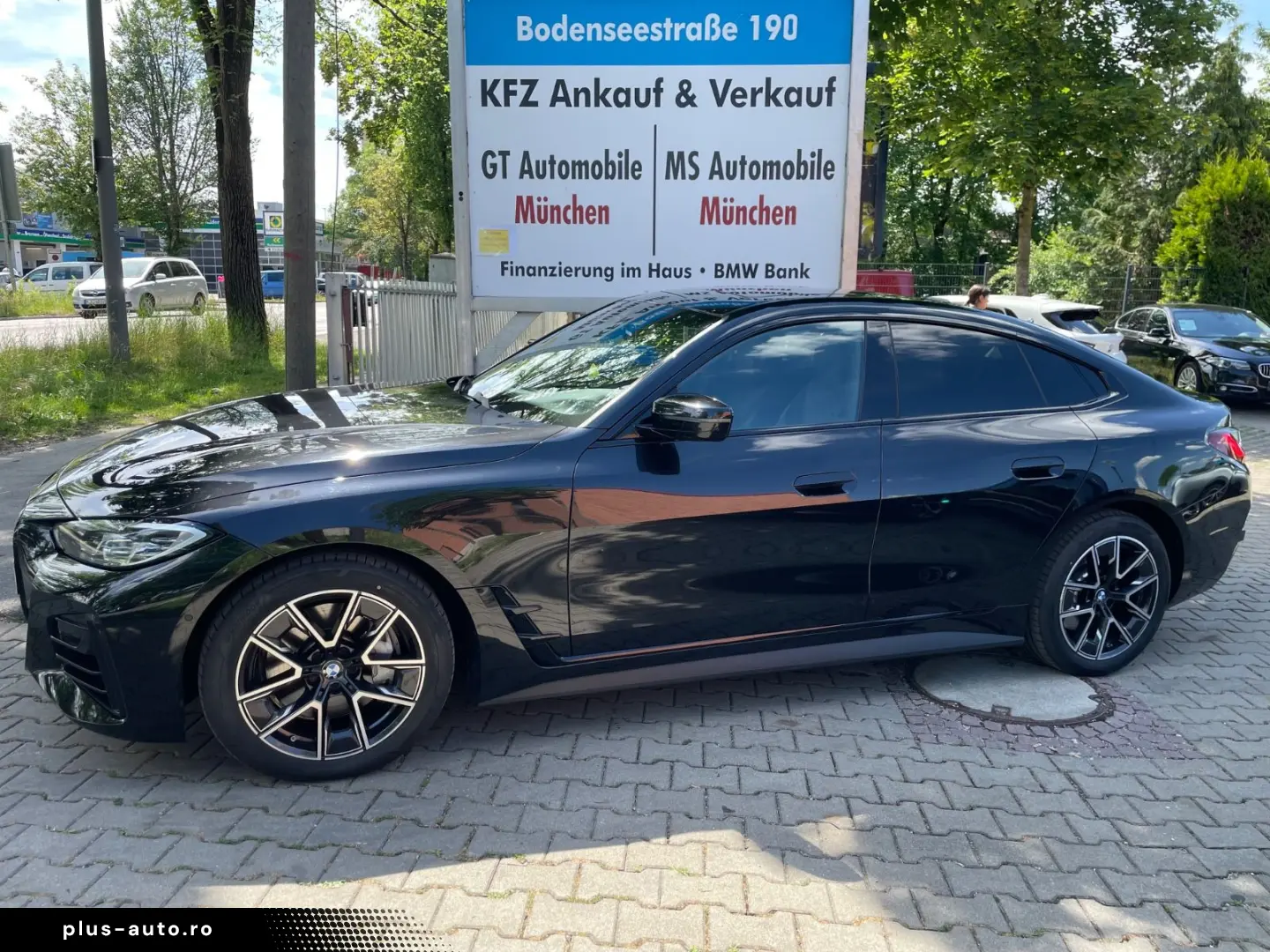 BMW 430 Gran Coupe d xD MSport Glassdach Head Stand