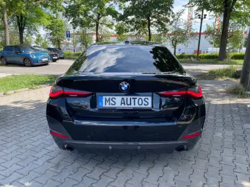 BMW 430 Gran Coupe d xD MSport Glassdach Head Stand