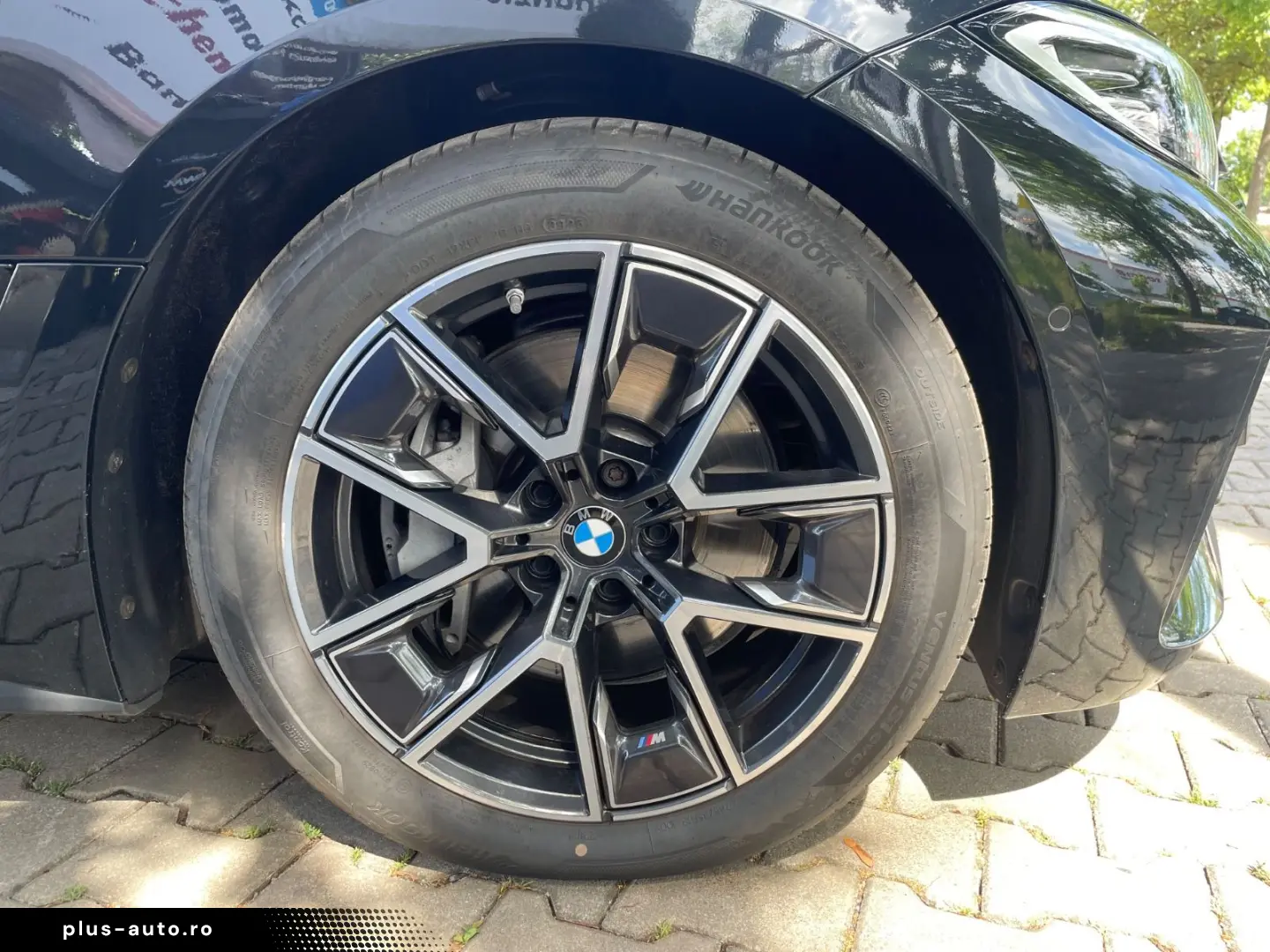 BMW 430 Gran Coupe d xD MSport Glassdach Head Stand
