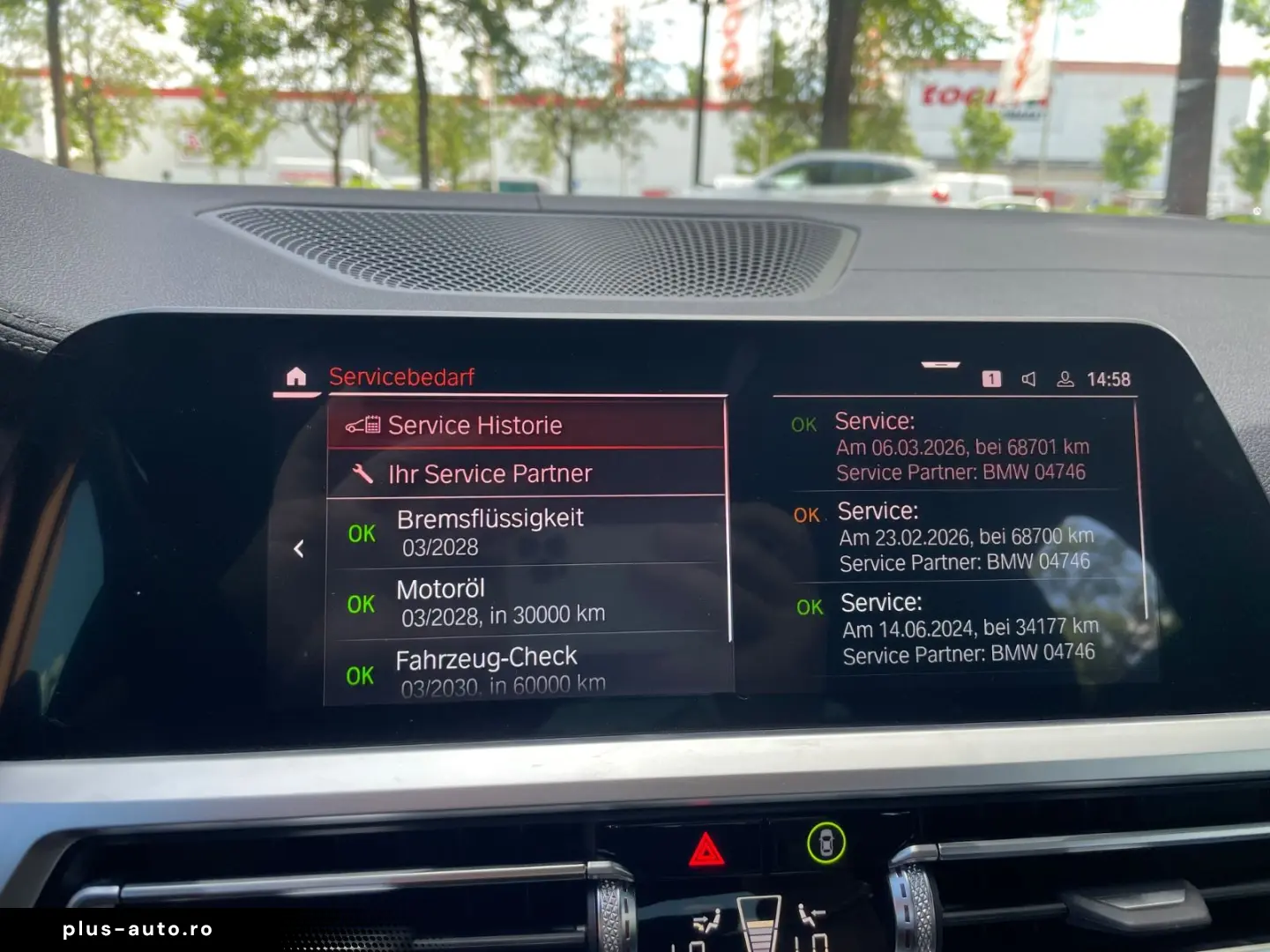 BMW 430 Gran Coupe d xD MSport Glassdach Head Stand