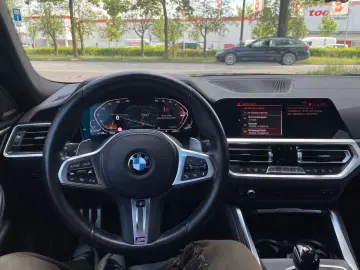 BMW 430 Gran Coupe d xD MSport Glassdach Head Stand