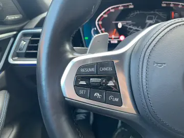 BMW 430 Gran Coupe d xD MSport Glassdach Head Stand