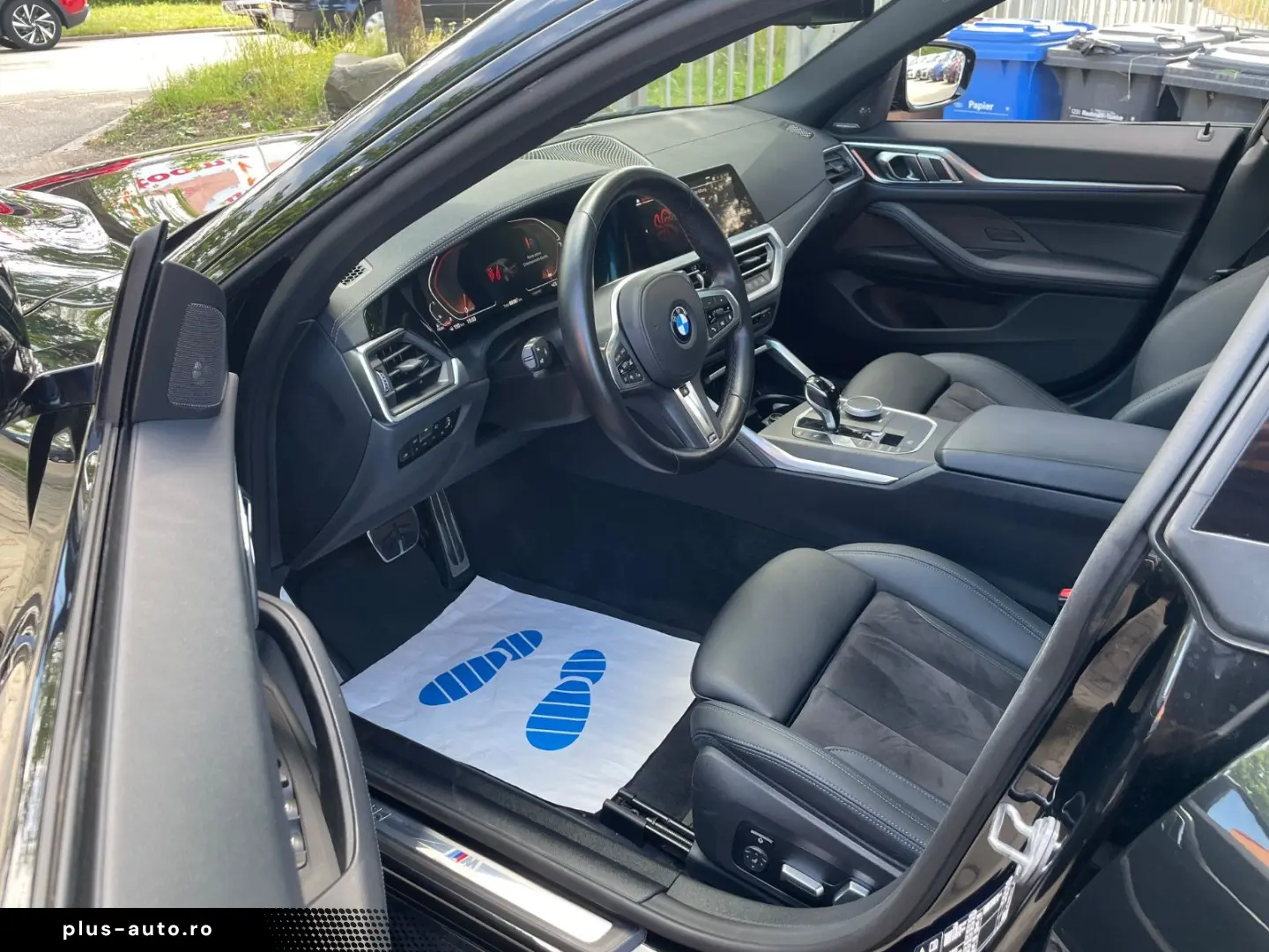 BMW 430 Gran Coupe d xD MSport Glassdach Head Stand