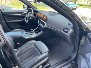 BMW 430 Gran Coupe d xD MSport Glassdach Head Stand