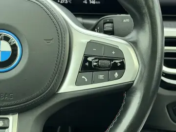 BMW i4 M50 xDrive 360  H&K HUD Schiebedach Parken