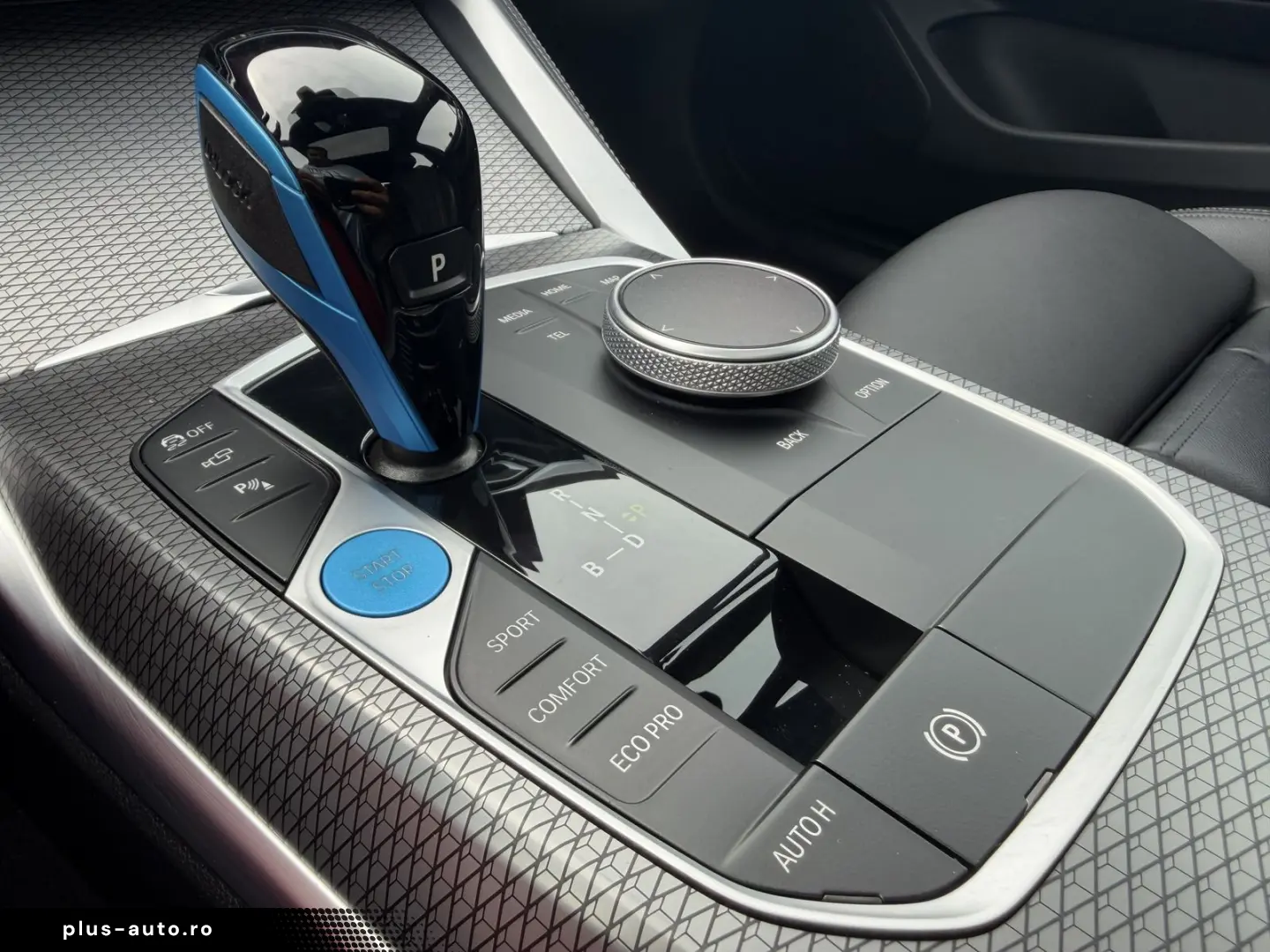 BMW i4 M50 xDrive 360  H&K HUD Schiebedach Parken