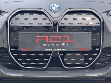 BMW i4 M50 xDrive 360  H&K HUD Schiebedach Parken
