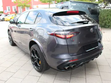 ALFA ROMEO Stelvio Quadrifoglio Q4 21 Prototipo Pano