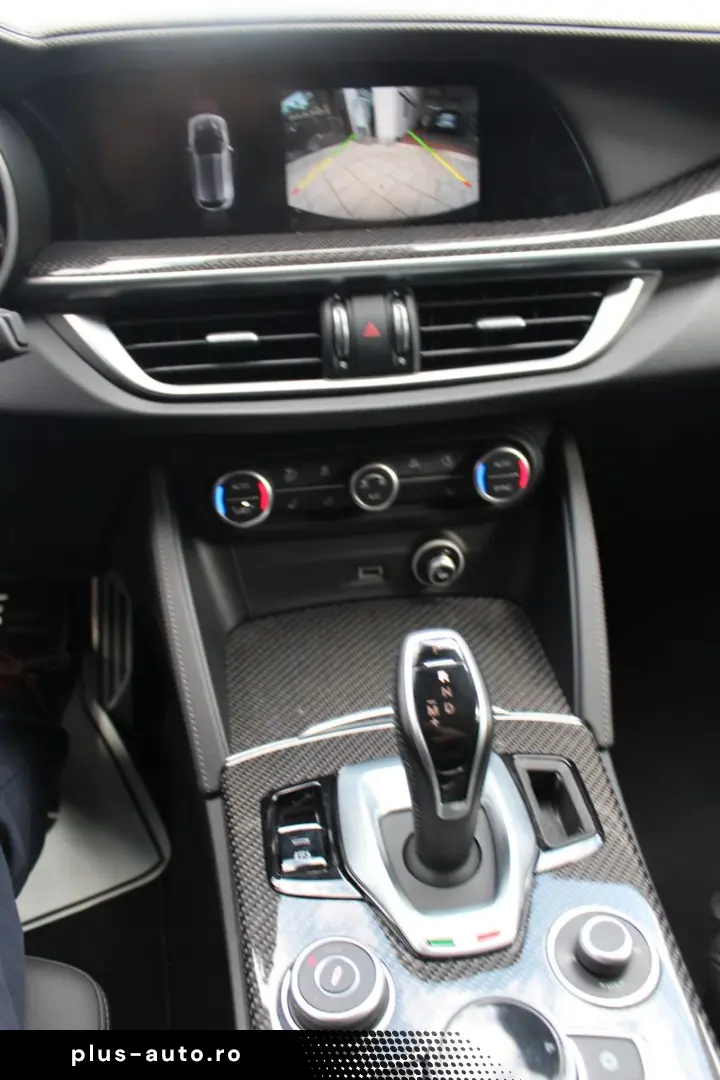 ALFA ROMEO Stelvio Quadrifoglio Q4 21 Prototipo Pano