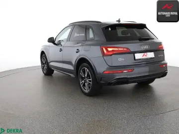 AUDI Q5 50 TFSI e Quattro S Line Faruri Matrix LED