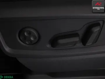 AUDI Q5 50 TFSI e Quattro S Line Faruri Matrix LED