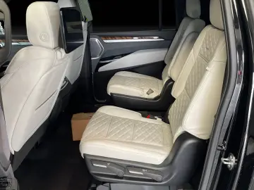 Cadillac Escalade Sport Platinum - LONG  - LIVRARE RAPIDA!