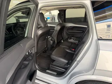 VOLVO XC 90 Plus Dark AWD 7-Sitzer LEDER 360  AHK ACC