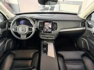 VOLVO XC 90 Plus Dark AWD 7-Sitzer LEDER 360  AHK ACC