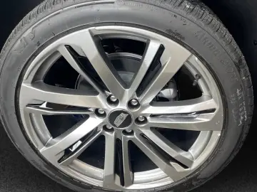 Cadillac Escalade Sport Platinum - LIVRARE RAPIDA!