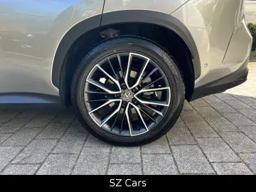 LEXUS NX 350h Luxury Line Head-up LED 360