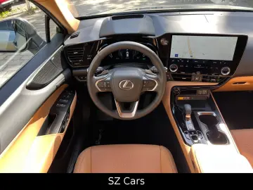 LEXUS NX 350h Luxury Line Head-up LED 360