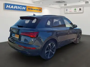 AUDI Q5 2.0TFSIe 50 quattro S line B&O Matrix 21  CAR
