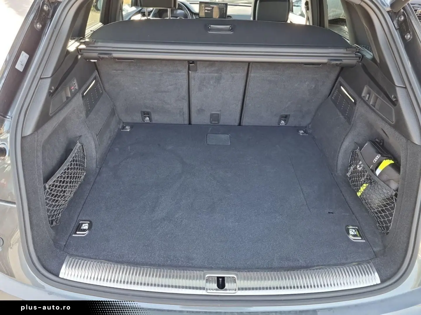 AUDI Q5 2.0TFSIe 50 quattro S line B&O Matrix 21  CAR