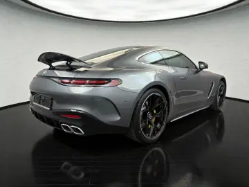 MERCEDES-BENZ AMG GT 63 4M