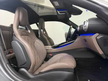 MERCEDES-BENZ AMG GT 63 4M