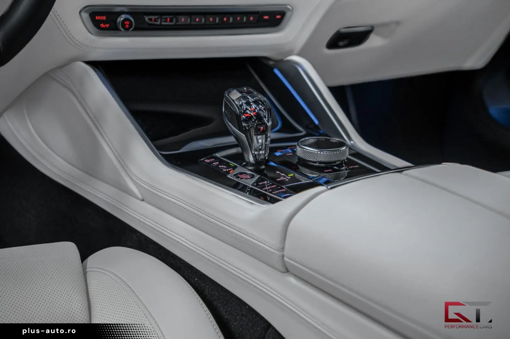 BMW X6 M50i Ultimate B&W Pano Sky 22  DAP Merino Tow