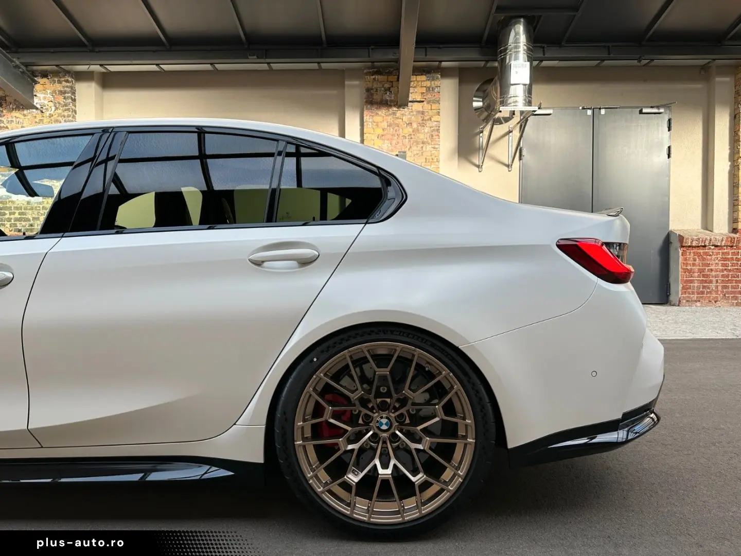 BMW M3 CS   Keramik   Frozen Solid White   1. Hand