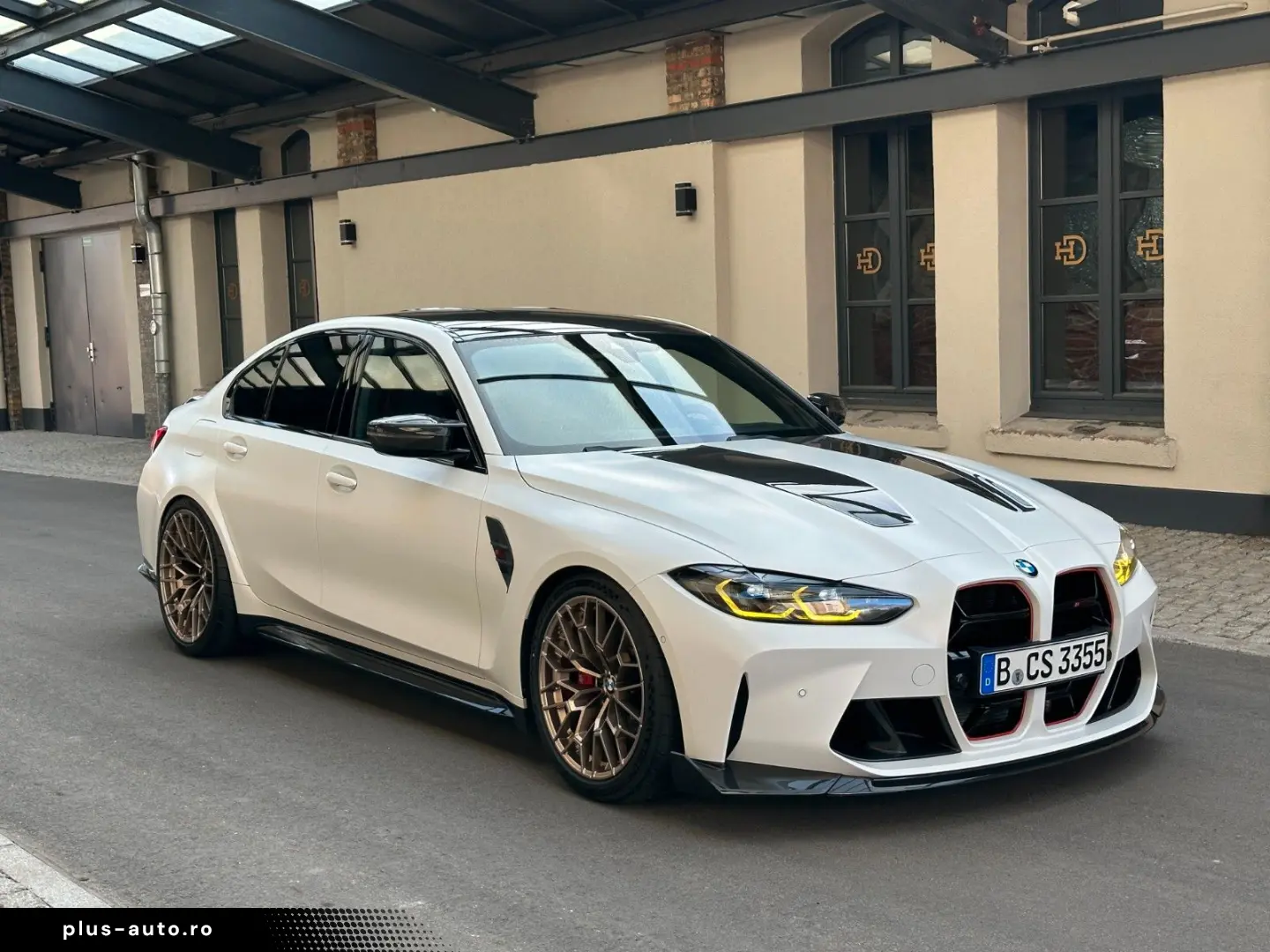 BMW M3 CS   Keramik   Frozen Solid White   1. Hand