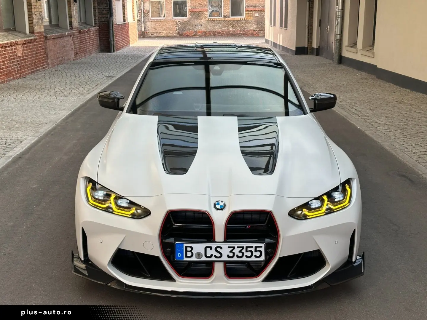 BMW M3 CS   Keramik   Frozen Solid White   1. Hand
