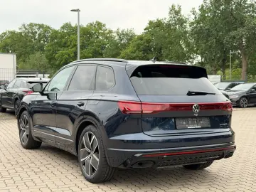 VW Touareg 3.0 TSI 4Motion R  NACHT 360 AHK PANO